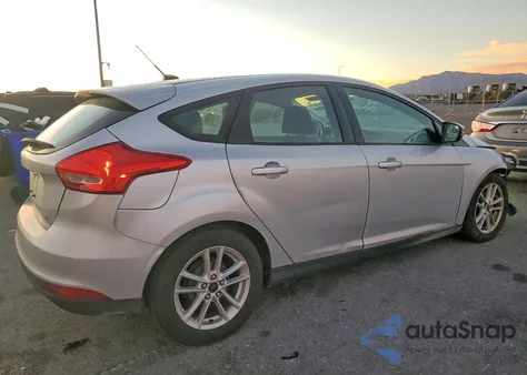 2016 Ford Focus Se z USA, uszkodzony, nr VIN 1FADP3K25GL254508